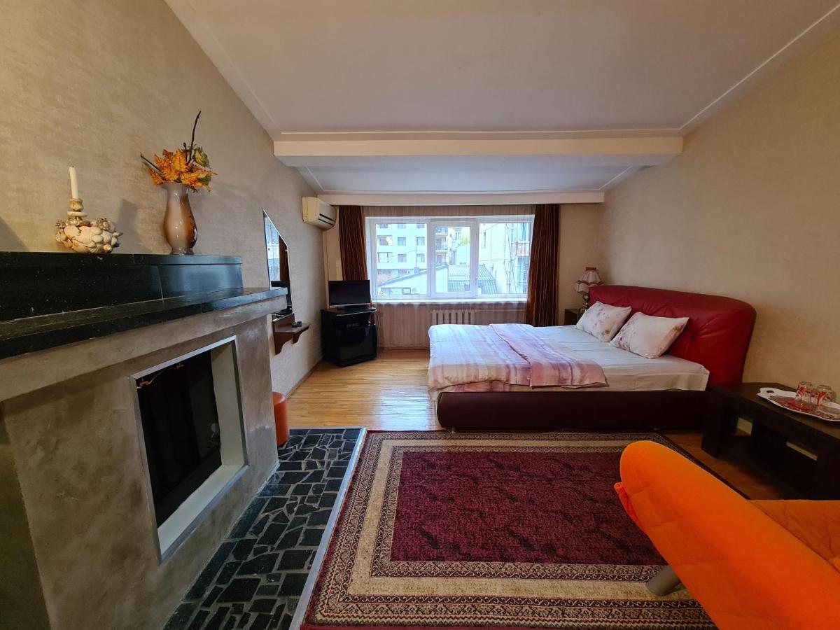 Hotel Bu Tbilisi Eksteriør bilde