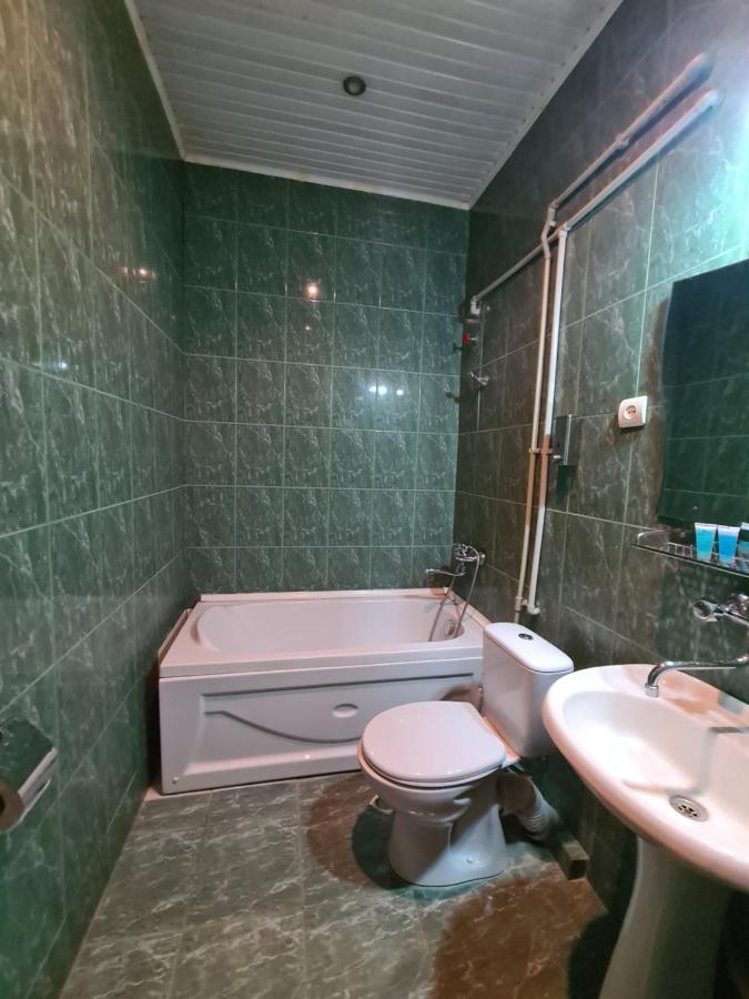 Hotel Bu Tbilisi Eksteriør bilde