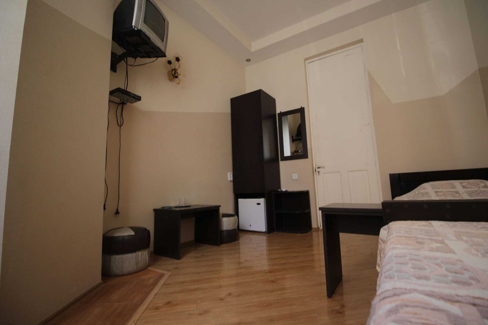 Hotel Bu Tbilisi Eksteriør bilde